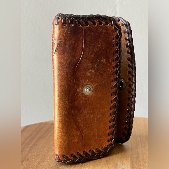 Leather Tooled Key Holder - Picture 2 of 10